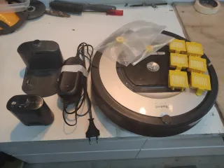 iRobot Roomba 775