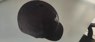 Casco de equitación negro