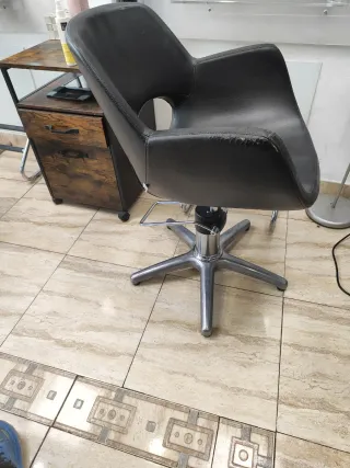 Sillas Hidráulicas Peluquería Negra