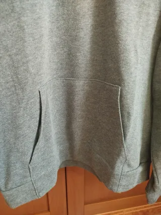 Sudadera unisex.