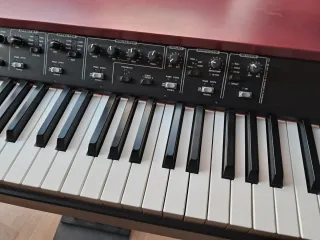 Nord Grand Piano con Monitores Nord