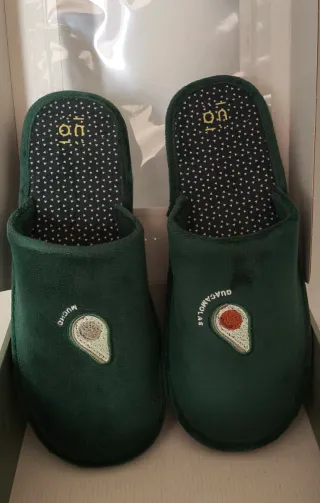 Zapatillas de casa aguacate talla 43-46