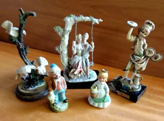 Set 8 Statuine Ceramica