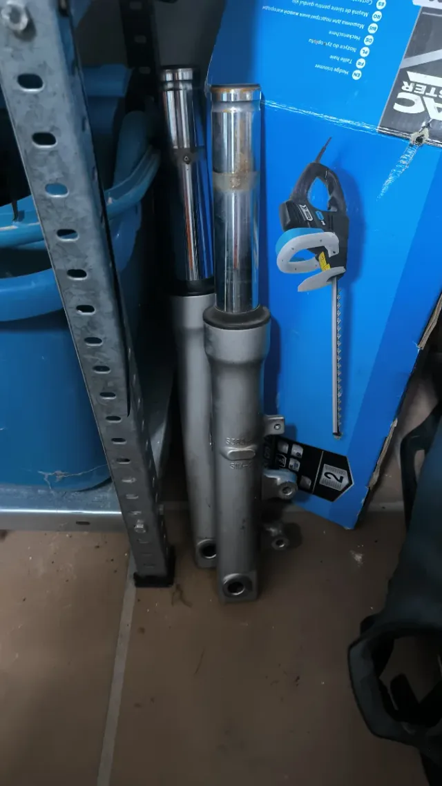 Barras horquilla Suzuki Sixteen 125