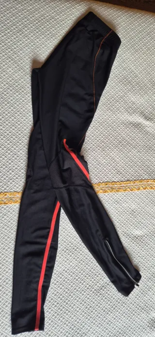 Mallas deportivas hombre negro y naranja