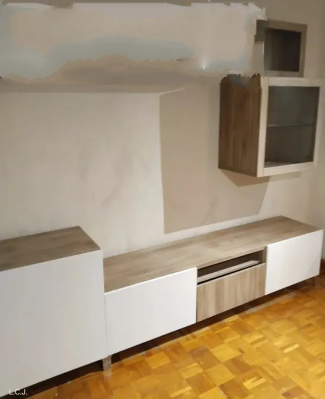 Muebles IKEA de salón modernos madera y cristal