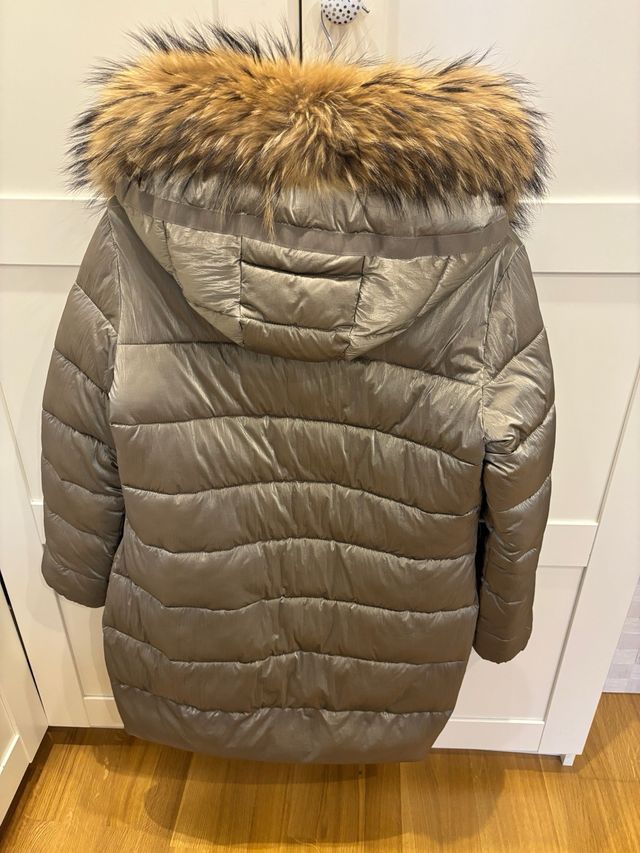 Abrigo Donjaz pelo capucha