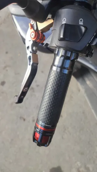 Honda swt 400. A toda prueba