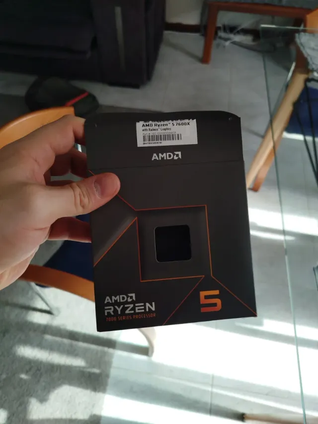 CPU AMD Ryzen 5 7600X