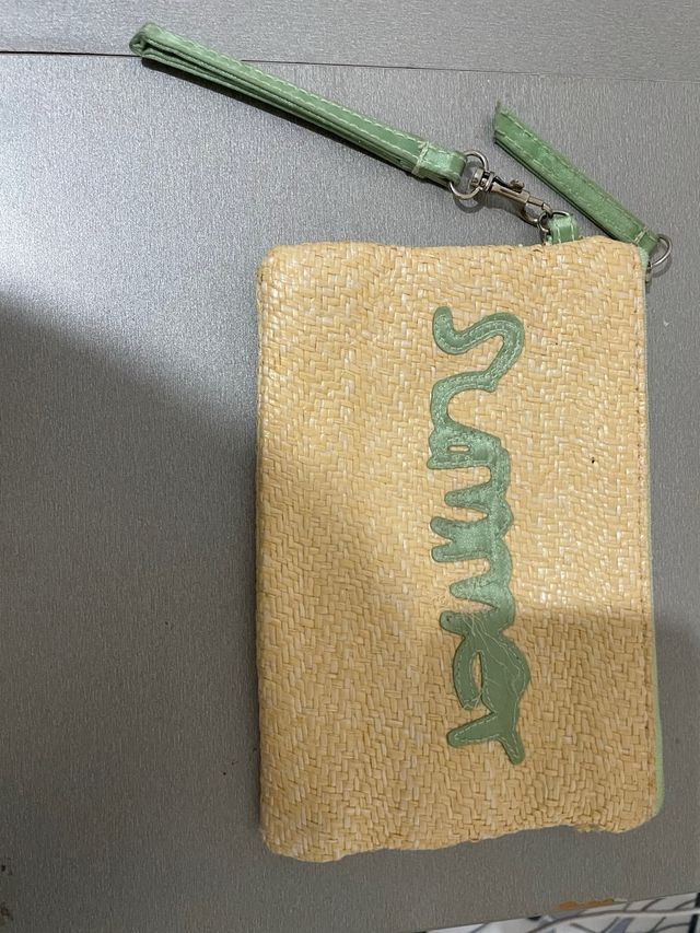 Neceser de rafia con detalle Summer