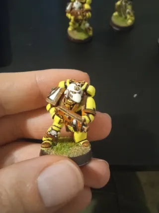 Command squad imperial fist space marine warhammer