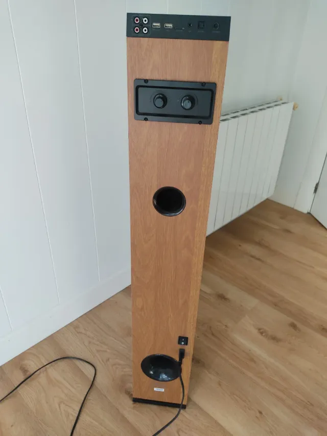 Energy Tower 8 Altavoces