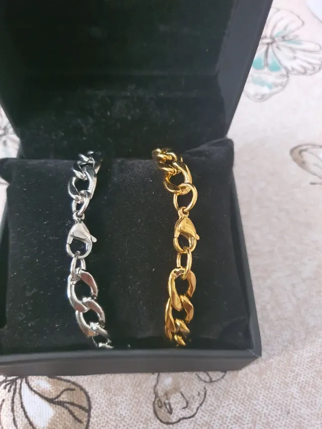 Pulseras estilo cubano plateada y dorada