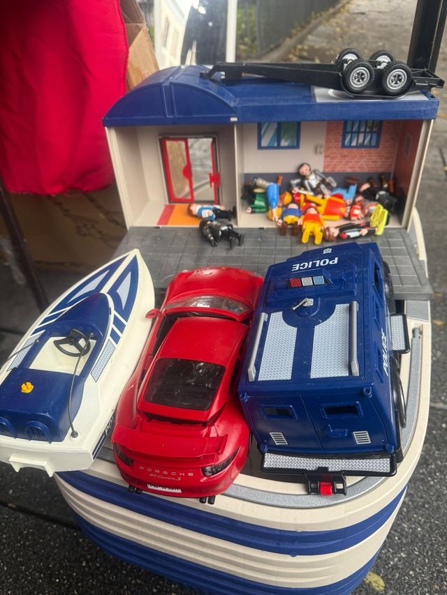 Playmobil Estación Bomberos y Policía