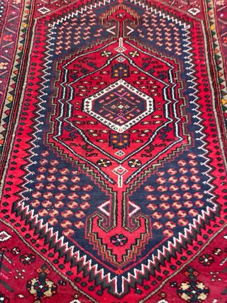 Tappeto Persiano Annodato a Mano