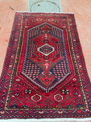 Tappeto Persiano Annodato a Mano