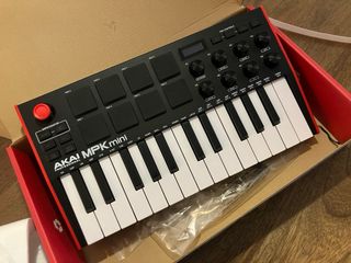 Teclado Akai MPK Mini MIDI Controller