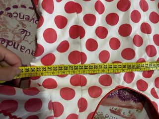 Traje Flamenca Coral y Blanco Lunares