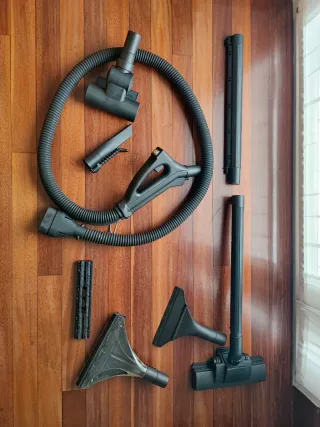 Aspiradora Mercedes Aqua Limpia Turbo