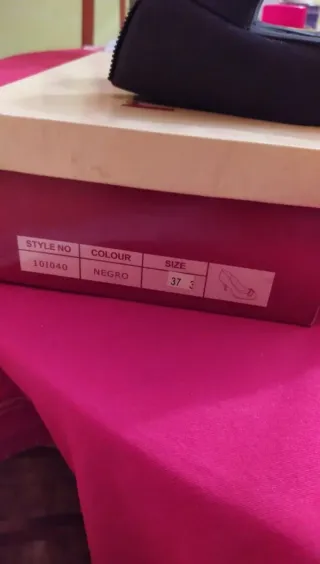 Zapatos de tacón MARYPAZ terciopelo