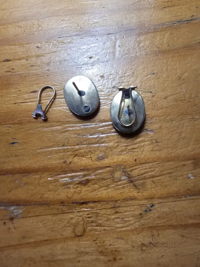 Pendientes Oro y Verde Ovalados oro auno de ellos