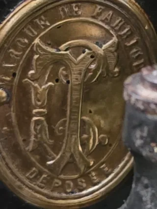 Antiguo cabezal máquina coser nacar