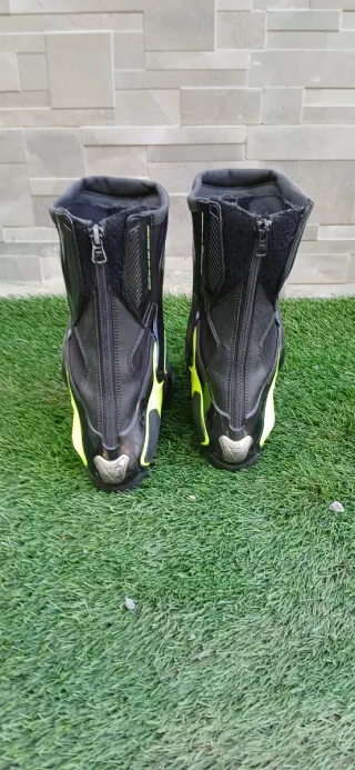 Botas Dainese Moto Negras y Amarillas
