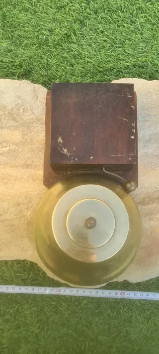 #56 Timbre antiguo de campana de bronce