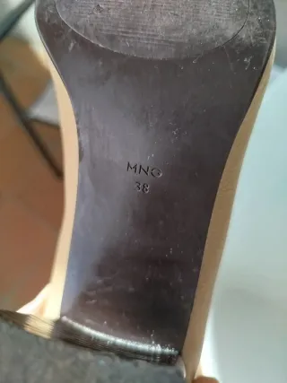 Bonitos Botines/Botas Cortas N° 38 MNG