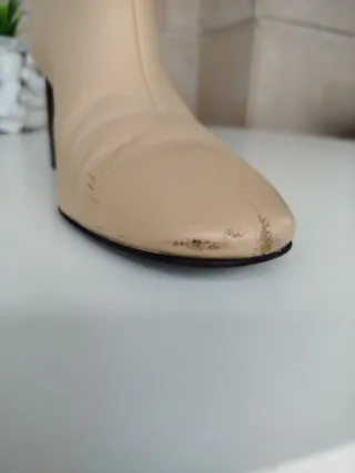 Bonitos Botines/Botas Cortas N° 38 MNG