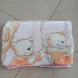 Coperta neonata orsetto rosa