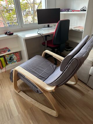 Silla Mecedora con Apoyabrazos Madera