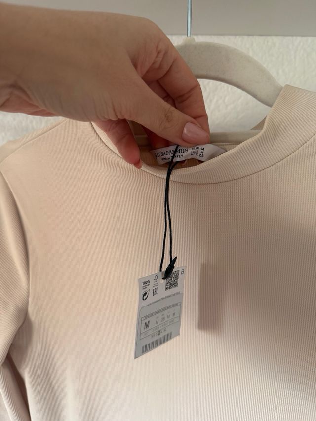 Vestido largo beige de licra