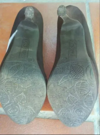 Zapatos de tacón marca Refresh negros