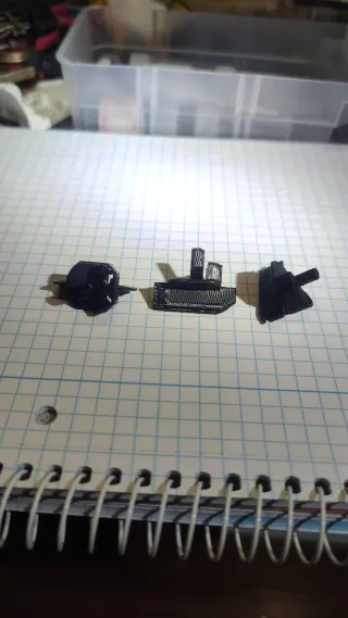 Guia pala adelantada, forma de quilla afilada