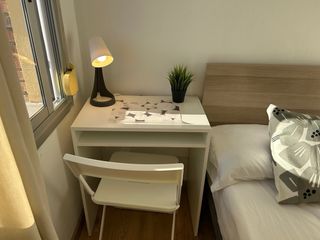 HABITACIÓN EXCLUSIVA EN PISO COMPARTIDO