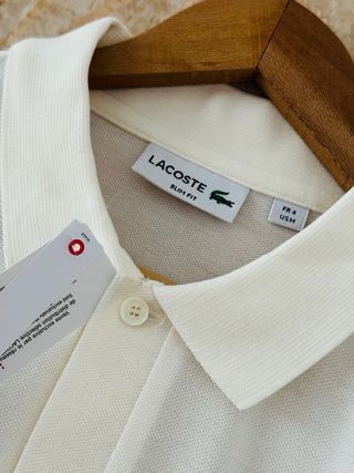 Polo color perla Blanco con franjas de Lacoste