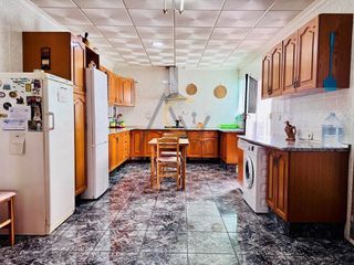 Casa en venta en Algueña