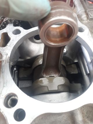 Suzuki DRZ 400 con palanca arranque