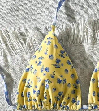 Bikini floral amarillo y azul