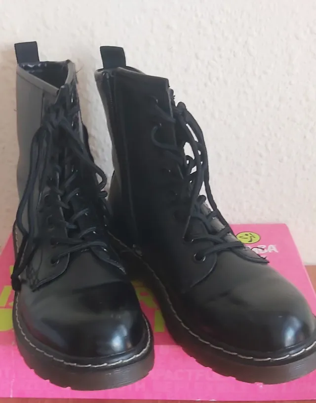 Botas militares negras
