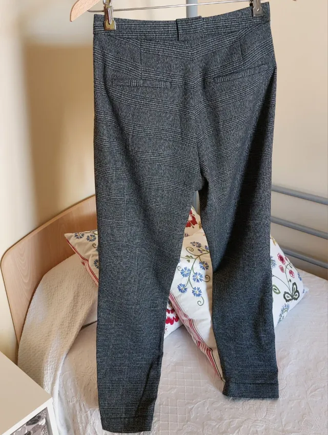 Pantalón cuadros Mango (Talla 38)