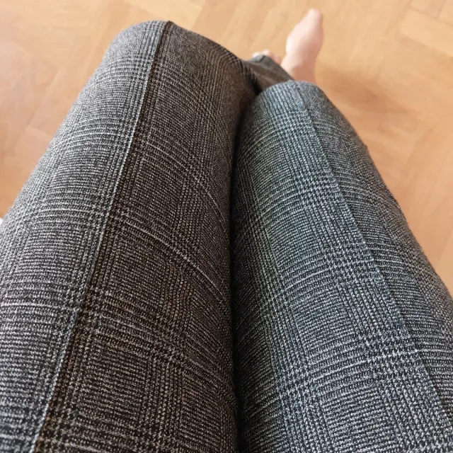 Pantalón cuadros Mango (Talla 38)