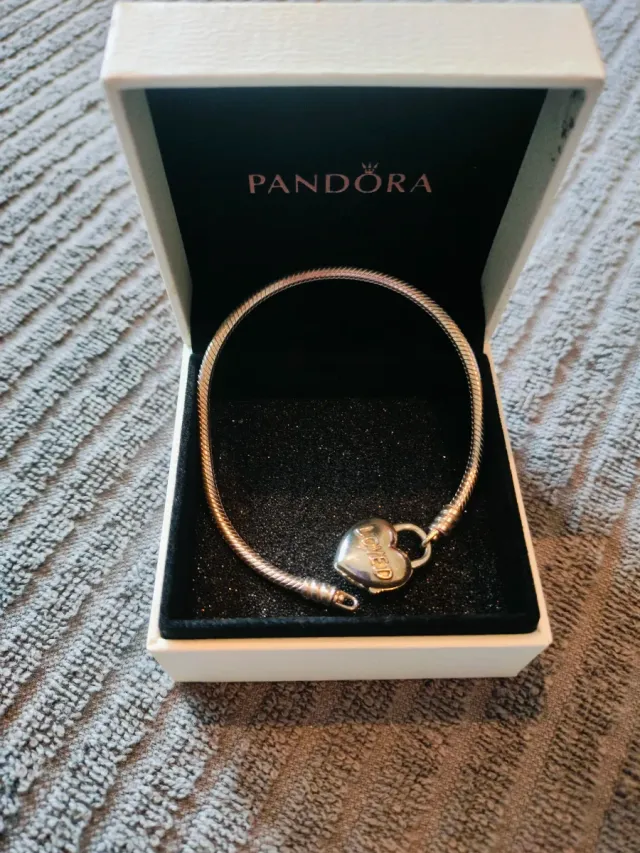 Pulsera Pandora We are loved Plata