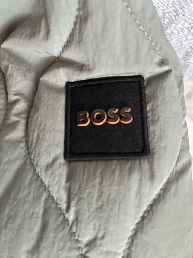 Cazadora bomber BOSS verde oliva