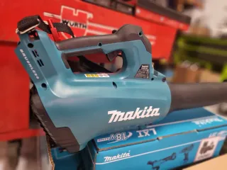 Soplador Makita 18V