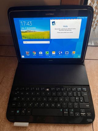 Samsung Galaxy Tab 4 con Teclado