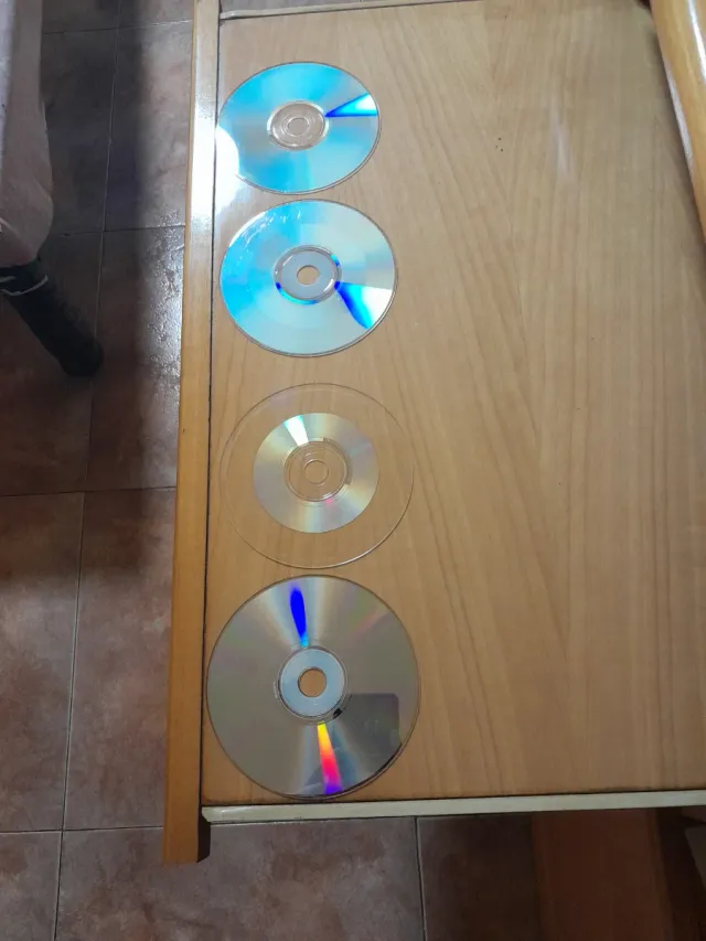 CD Oasis: Definitely Maybe + 3 singoli