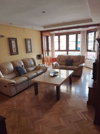 Piso en venta en Feria en Albacete