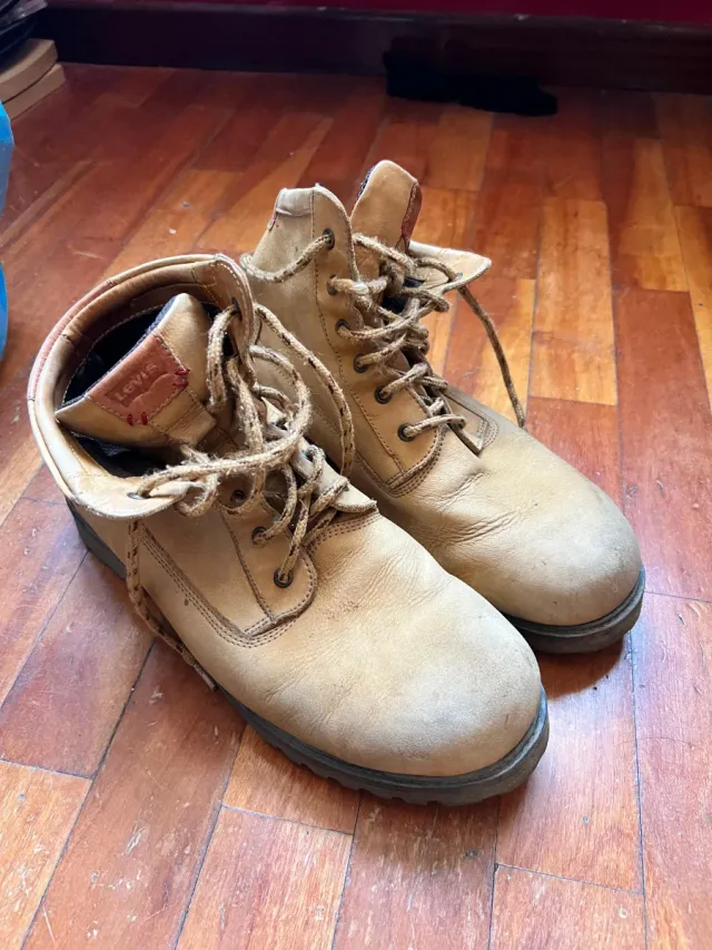 Botas Levis Marrones Ante Talla 43